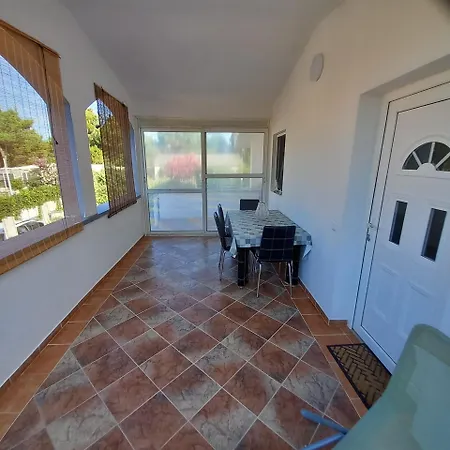 Mia Sunset Apartment